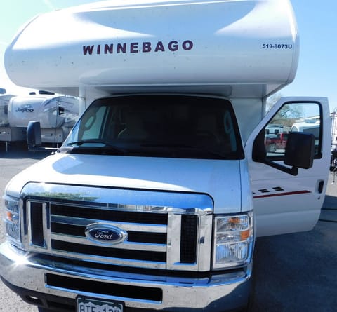 2019 Winnebago Outlook Drivable vehicle in Tracy