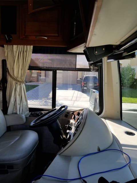 2008 Fleetwood Discovery Véhicule routier in Corona