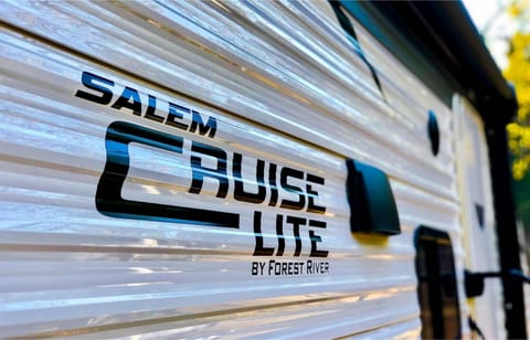 2017 Salem cruise lite Towable trailer in Zephyrhills