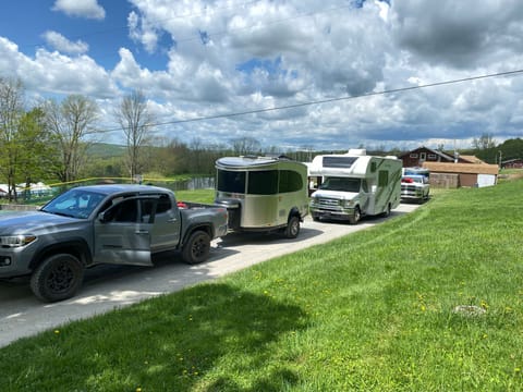 2021 Airstream Basecamp - Albus Towable trailer in Lauderhill