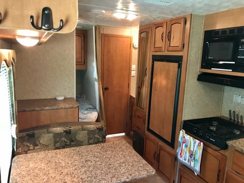 The Puma Palace: Perfect Size RV Trailer For Fun Vacation or Weekend Trip Towable trailer in Mary Esther