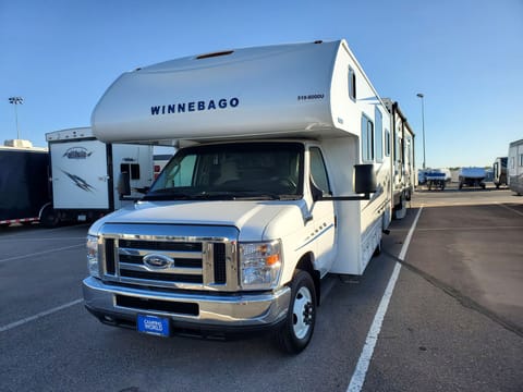 2019 Winnebago Outlook Fahrzeug in El Mirage