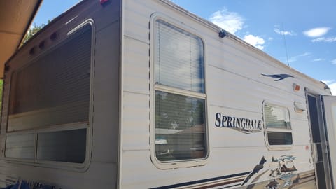 2005 Keystone Springdale Perfect for a family of 4. Towable trailer in Albuquerque