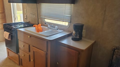 2005 Keystone Springdale Perfect for a family of 4. Towable trailer in Albuquerque