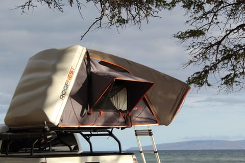 Easy Camping Maui Located in Kahului - Toyota Tacoma, Roofnest Condor XL, 4x4 Vehicle, Camping, Recreation, and Snorkel Gear Rental 