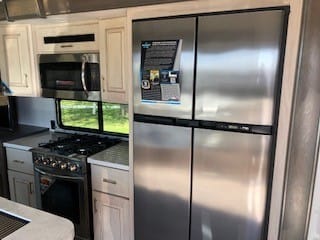 2022 Alliance 38' 5th Wheel Towable trailer in Northglenn