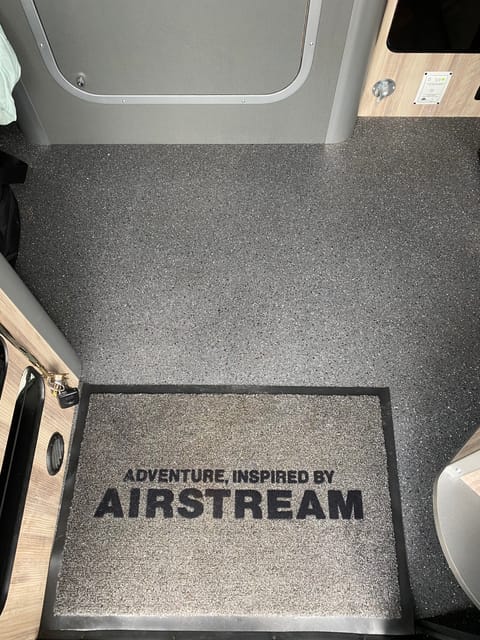 2020 Airstream Glamper Ziehbarer Anhänger in Westminster