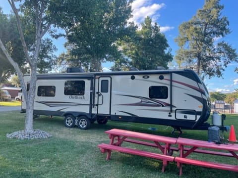2014 Keystone Outback -316 UltraLite Towable trailer in Discovery Bay