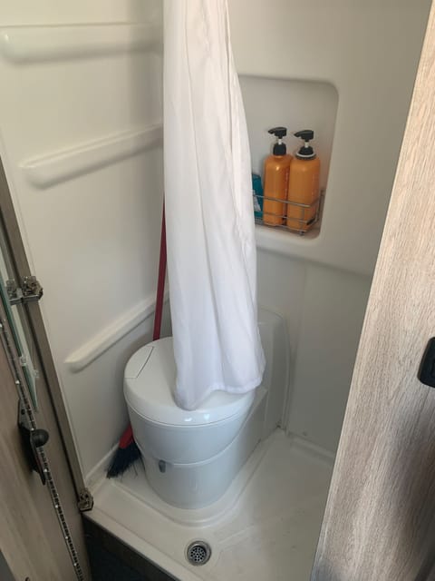 2021 Winnebago Solis Drivable vehicle in Lakewood