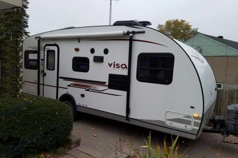 This is my other trailer available for rent.
https://ca.outdoorsy.com/rv-rental/brockville_on_ca/2013_gulf-stream_visa_148288-listing