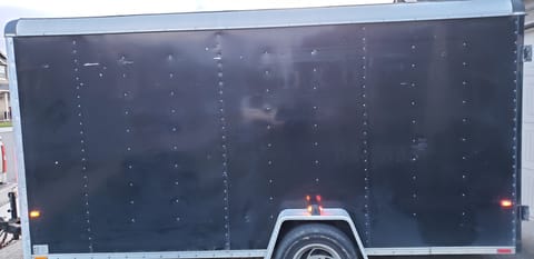 1994  Well Cargo Closed Utility Trailer Remorque tractable in Vancouver