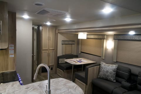2021 Catalina 38 - Rate includes Delivery, Insurance & Fees* Towable trailer in New Braunfels