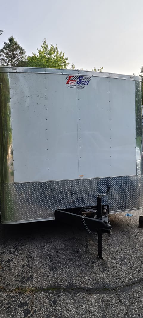 2019 24ft enclosed trailer extra high ceiling 7 ft 6 in Towable trailer in Buchanan