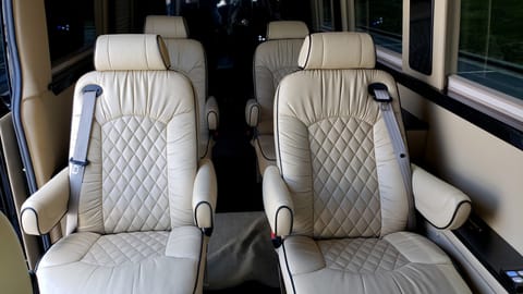 2015 Midwest Automotive Designs Signature Series Mercedes Benz Sprinter 350 Campervan in Lake Austin