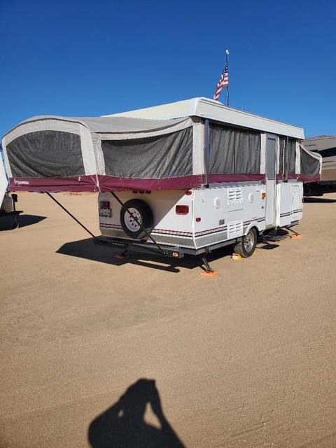 Fleetwood Highlander Niagra Towable trailer in Victorville