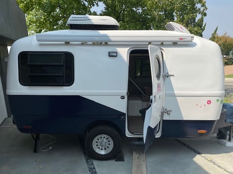 Happier Camper 2019 Vehículo funcional in Woodland Hills