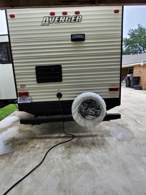 2016 Prime Time Avenger Towable trailer in Northglenn