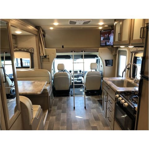 $289 - $319 #2059 Chateau Drivable vehicle in Stanton