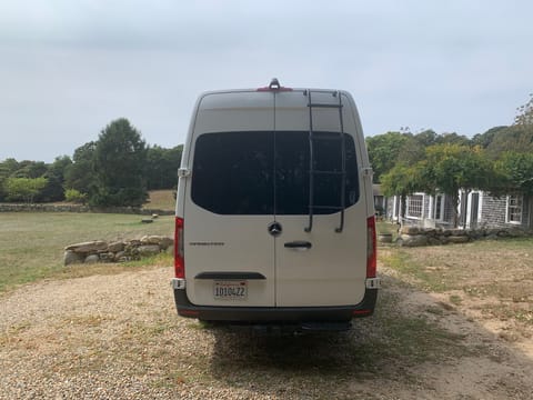 2019 Sprinter-Solar, sink, stove, full sized bed. Pets allowed! Drivable vehicle in Altadena