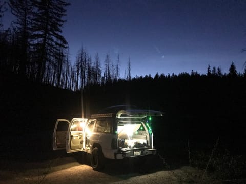 Yuki | Yukon XL Camper | Off-Grid Adventure Ready Cámper in Burien