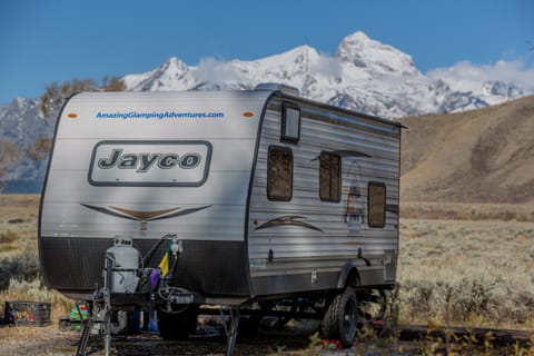 AGA 4 - 2018 Jayco Jay Flight 174BH Towable trailer in Gunnison