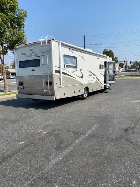 2003 Jayco Granite Ridge Drivable vehicle in Santa Ana