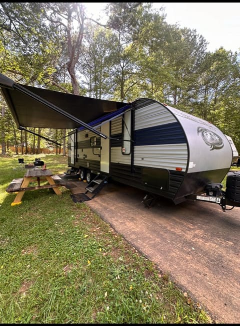 2021 Forest River Cherokee Grey Wolf Towable trailer in Rome