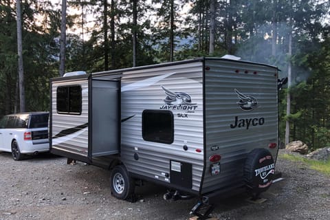 City Escape Trailer - 2020 Trailer Sleeps 5 - Everything you need and more Tráiler remolcable in New Westminster