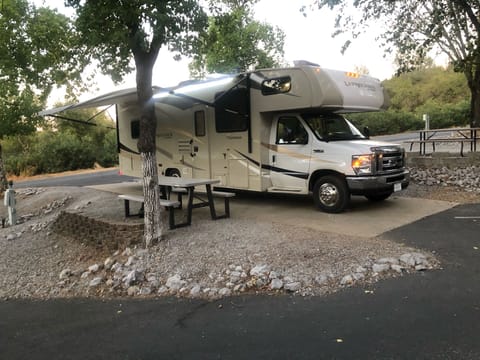 2019 Coachmen Leprechaun 270QB Drivable vehicle in Ontario