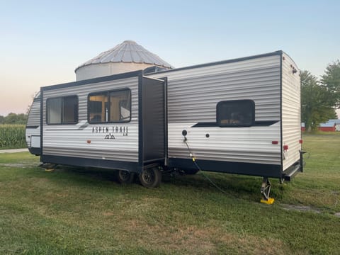 2021 Dutchmen Aspen Trail Bunk House Towable trailer in South Bend