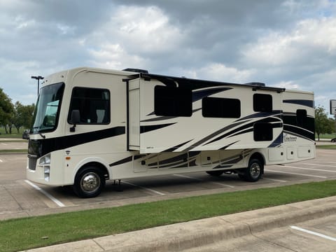 2021 Coachmen Mirada - RV with Lowest Price Veicolo da guidare in McKinney