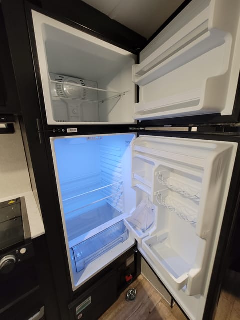 2021 Tow Hauler Wolf Pup ! Patio Gate, Solar Panel Towable trailer in New Braunfels