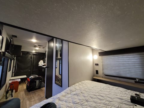 2021 Tow Hauler Wolf Pup ! Patio Gate, Solar Panel Towable trailer in New Braunfels