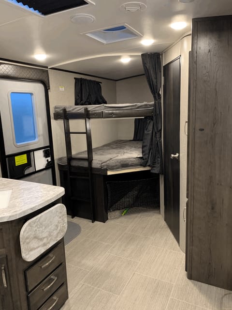 2021 Jayco White Hawk Bunkhouse Remorque tractable in Chino