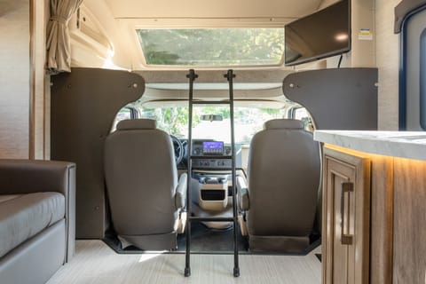 200 miles per night included!  Entegra Odyssey "Poppy" Drivable vehicle in Fallbrook