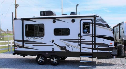 2021 Keystone Outback Sleep 6 Tráiler remolcable in Kennesaw