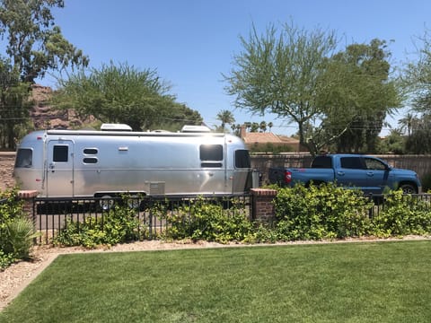 2014 Airstream International Onyx Tráiler remolcable in Paradise Valley