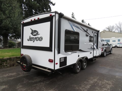 2017 Jayco Jay Feather Towable trailer in Clackamas County