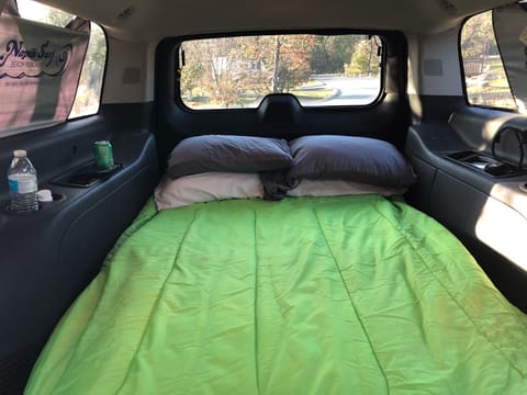 2014 Suburban Camping Vehicle Véhicule routier in Hollywood