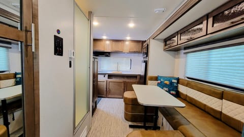 2019 Forest River RV No Boundaries NB16.7 Reboque rebocável in Painted Post