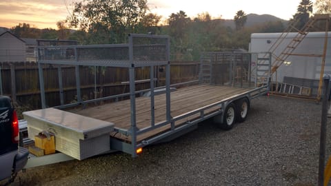 2006 Carson Flatbed Trailer-Add to favorites! Towable trailer in San Marcos