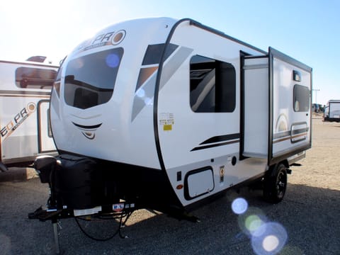 The 16BH GeoPro is Rockwood's most popular model!  Come see why!