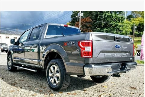 2019 Ford F150 for TOWING (with one of our trailers) Vehículo funcional in Newport Coast