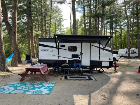 2021 Family Friendly Keystone Hideout with Bunks Towable trailer in Westbrook
