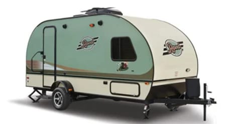 "The Frog Pod" 2016 Forest River R-Pod - **Lightweight & Easy to drive** Tráiler remolcable in Winters