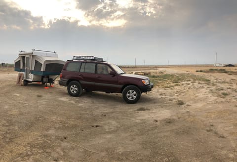 Trailer works great with hookups or in more remote locations