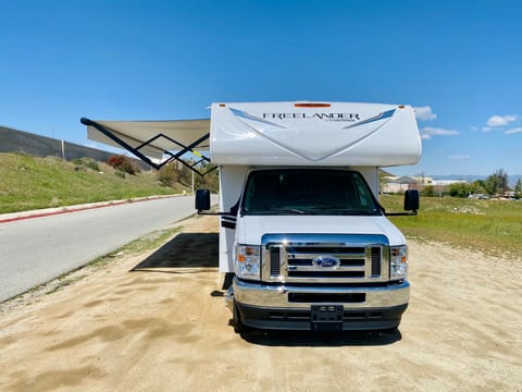 2021 Coachmen RV Freelander 27QB - Freelander Vehículo funcional in Pomona