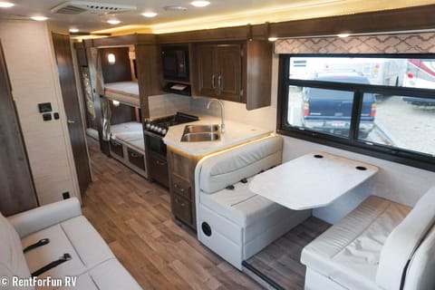 2020 Jayco Redhawk 31F Comes with Guaranteed Bookings Drivable vehicle in Nampa