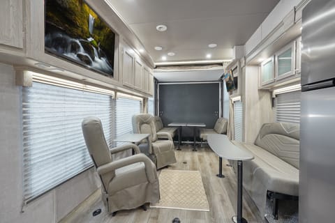 2021 Eclipse Attitude 3422RR toy hauler with 22' garage. Towable trailer in Prior Lake