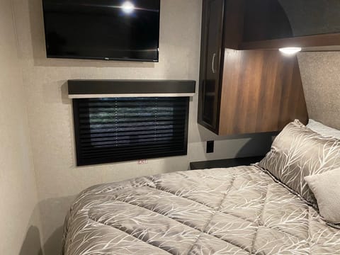 6 - 2021 Jayco Jay Flight double bunks - 6ix Towable trailer in Lubbock